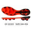 Fu&szlig;ballschuhe mit innovativer Au&szlig;ensohle