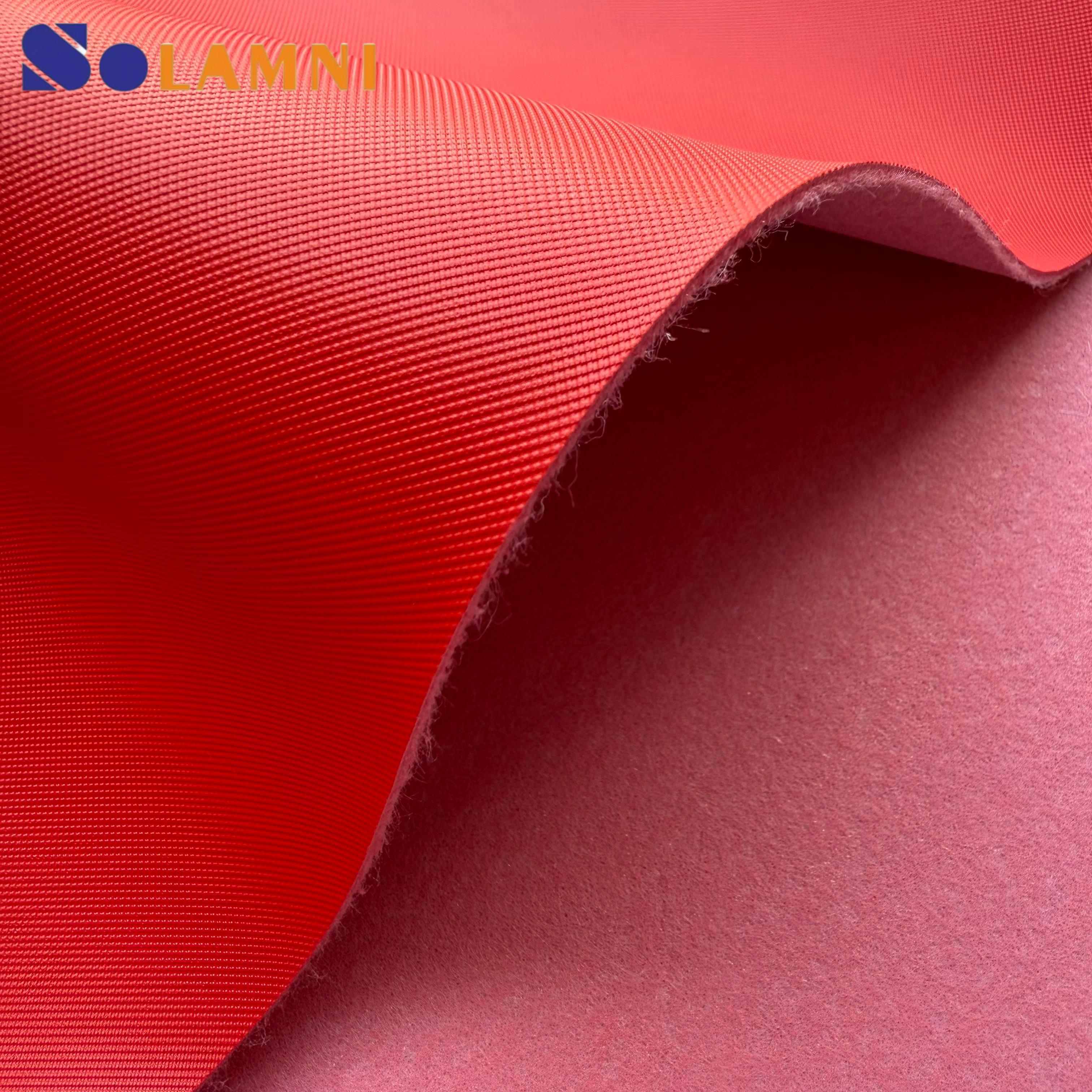 M174 Faux cuir textur&eacute; de qualit&eacute; sup&eacute;rieure, tissu synth&eacute;tique polyvalent.