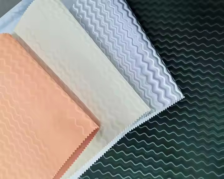 China Factory Hochwertiges, neuestes Design, PU-Leder, modische Schuhe, Kunstleder