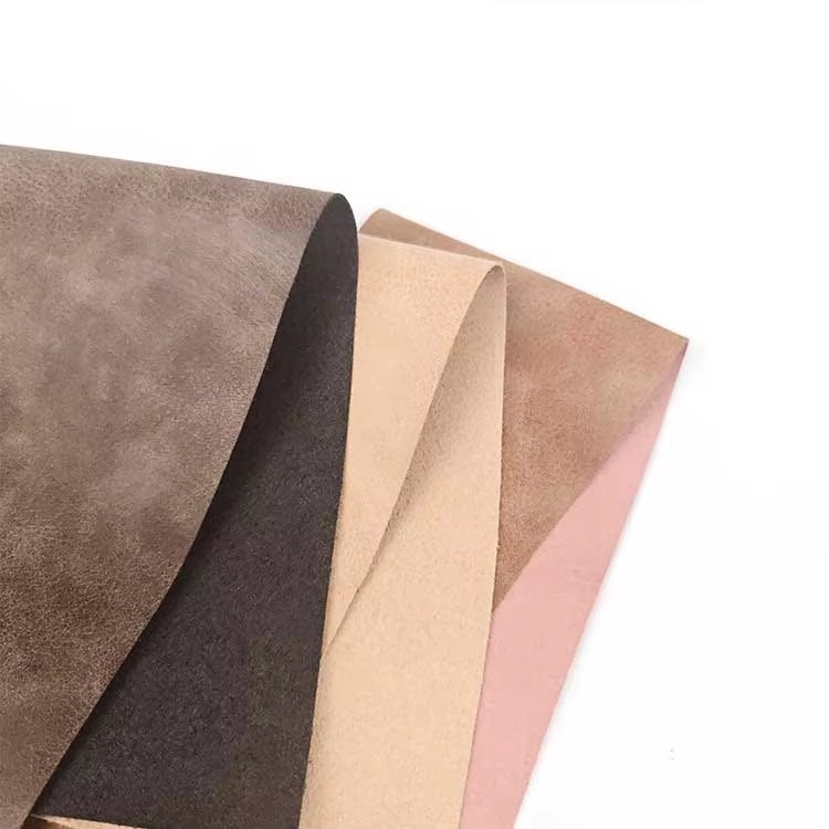 棕色皮革和超细纤维组合