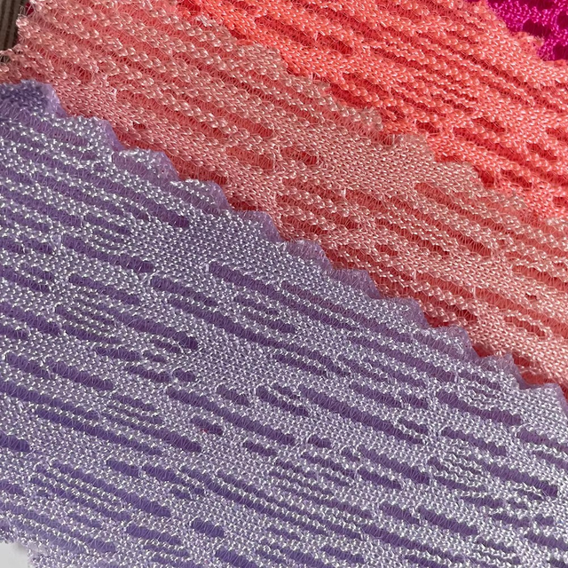 批发 305gsm 100% 涤纶三明治空气网布新设计 2.5mm 适用于运动鞋和背包