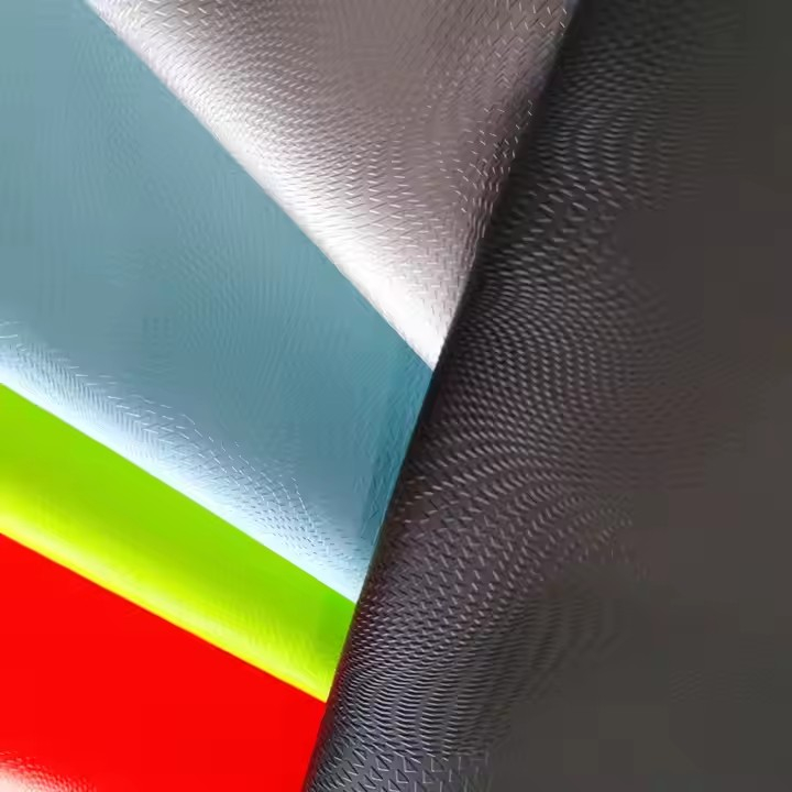 工厂防刮PVS人造革动物图案压花PVC鞋包革