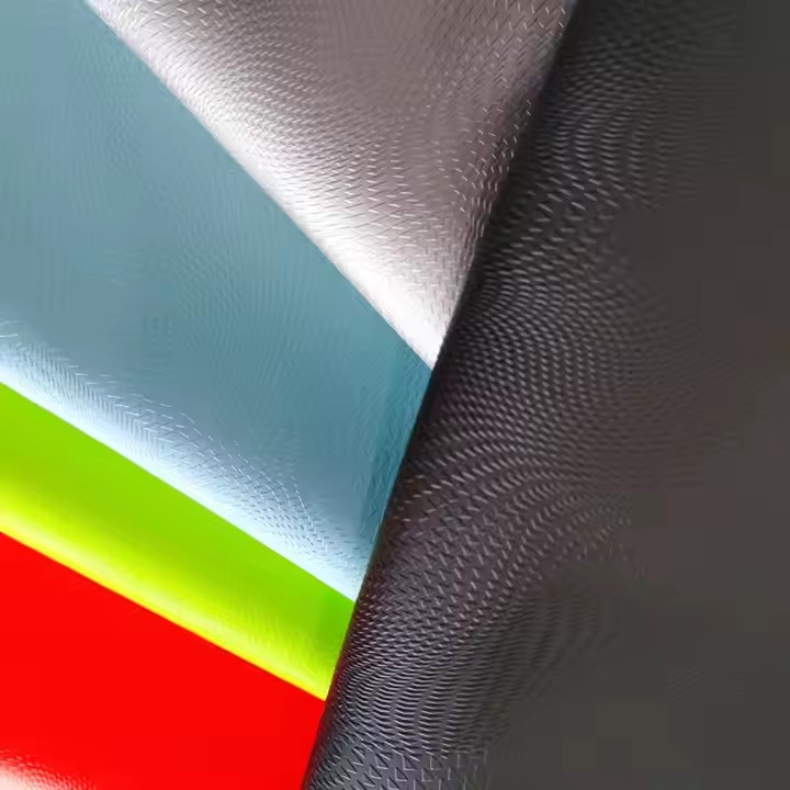 工厂防刮PVS人造革动物图案压花PVC鞋包革