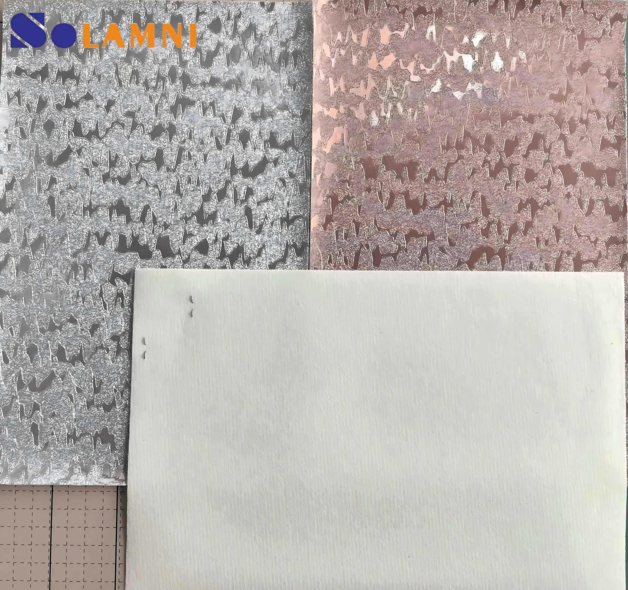 PU GLITTER Larrua imitaziozko kotoiaren atzealdea