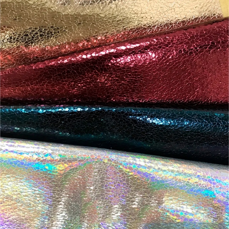 皮革上的箔压花