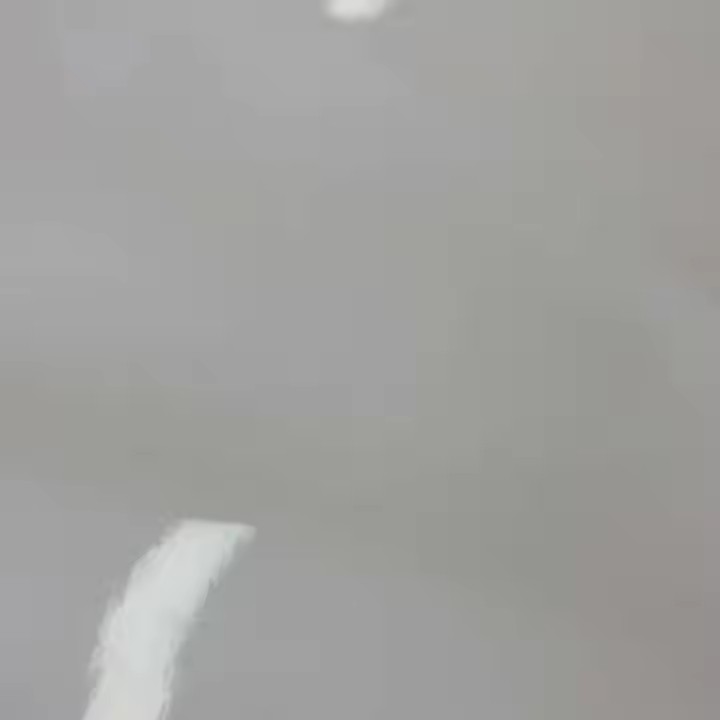 女式黑色漆皮鞋