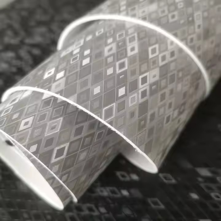 Ultimo design brillante Sensazione morbida al tatto 100% pelle sintetica PU Copia pelle in microfibra