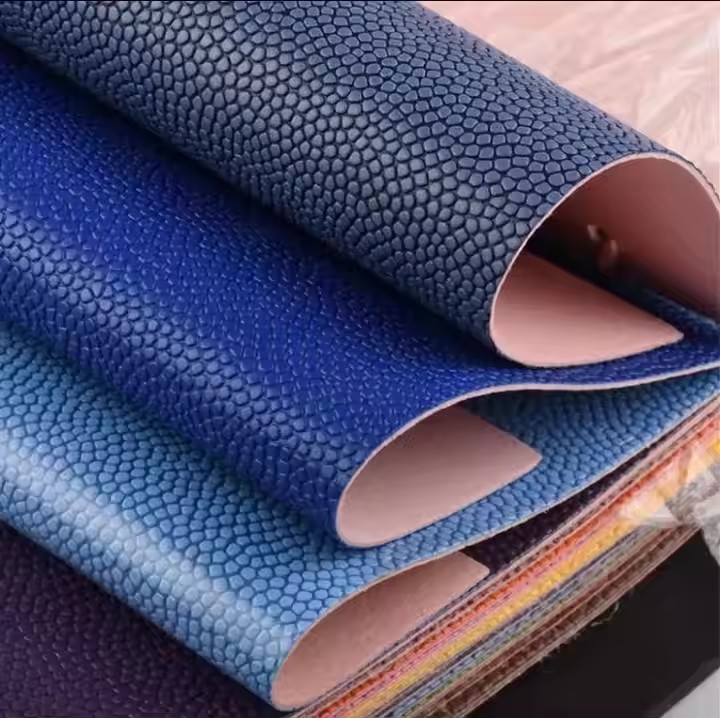 Palla in pelle sintetica PU impermeabile da 1,5 mm stampata antiscivolo modello punteggiato materiale non tessuto in pelle da basket antimuffa