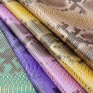 蛇纹压纹PU仿皮面料