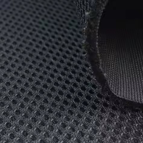 用于家用纺织品生产的高品质环保 3D 空气三明治网布，含 100% 聚酯纤维