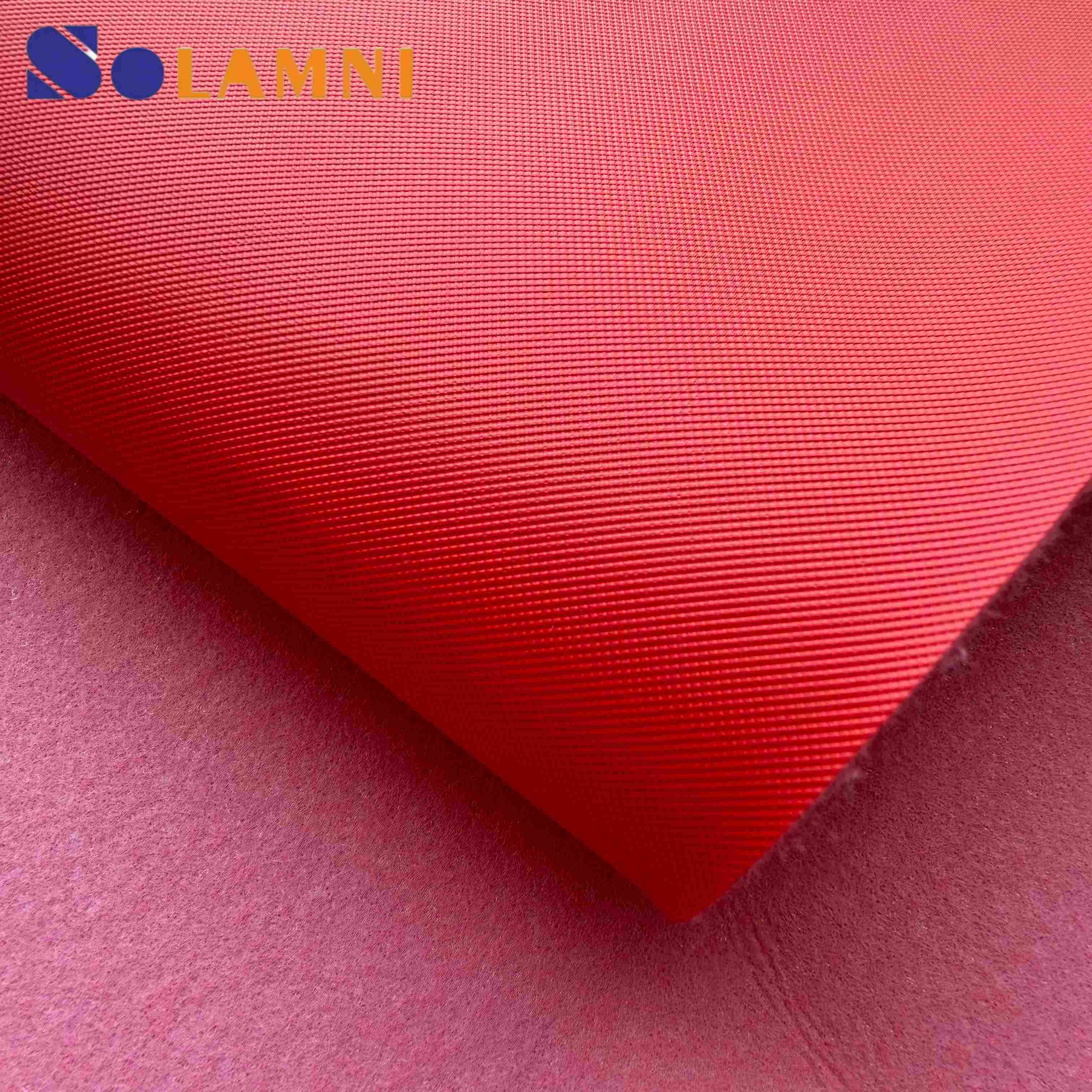 M174 Faux cuir textur&eacute; de qualit&eacute; sup&eacute;rieure, tissu synth&eacute;tique polyvalent.