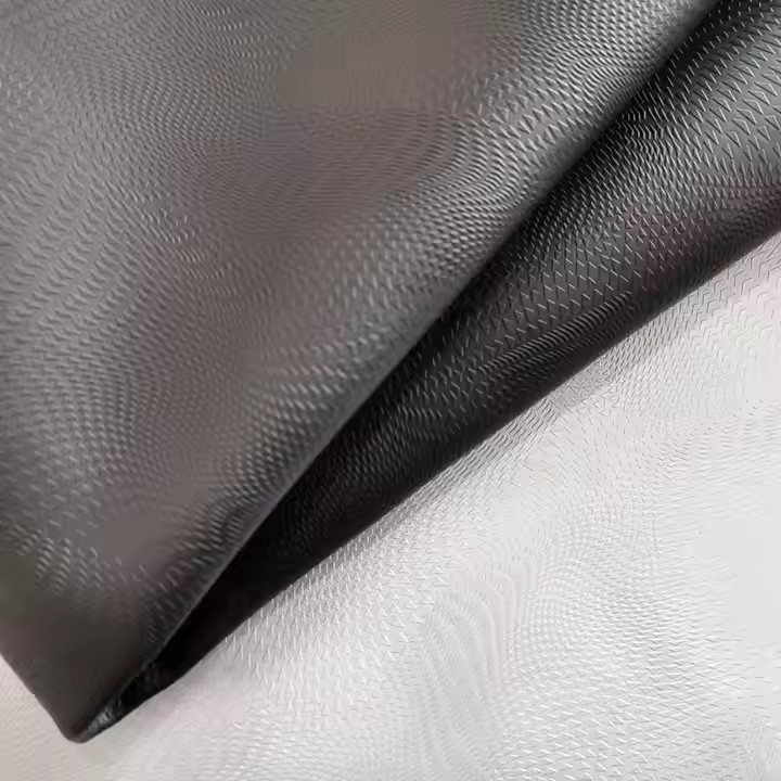 工厂防刮PVS人造革动物图案压花PVC鞋包革