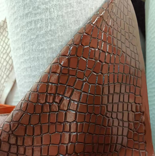 Pvc larruzko ehuna