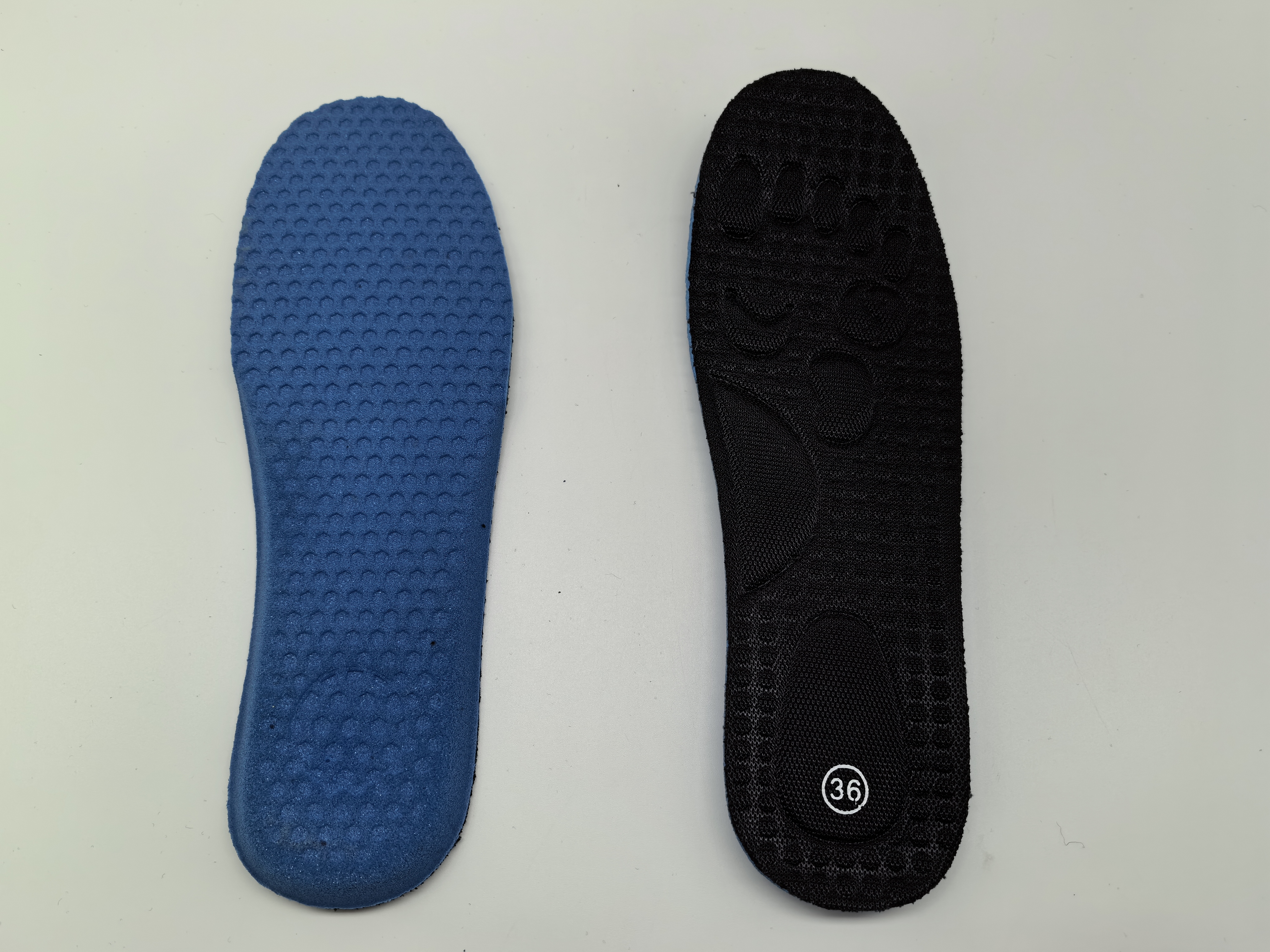 Plantilla EVA Flex Comfort para un mejor soporte del pie.